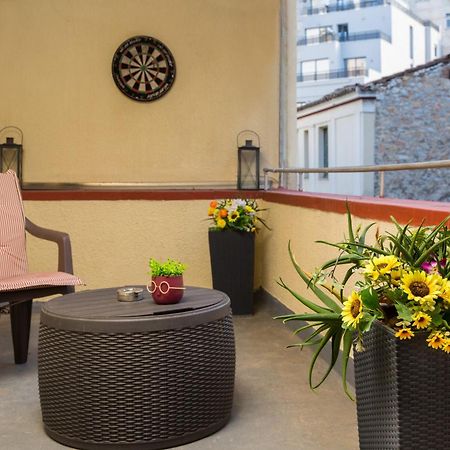 Downtown Quiet Apartment On A Pedestrian Street Athens Exterior photo