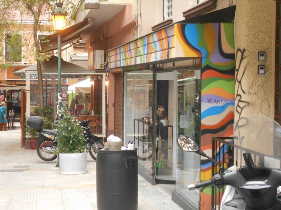 Downtown Quiet Apartment On A Pedestrian Street Athens Exterior photo