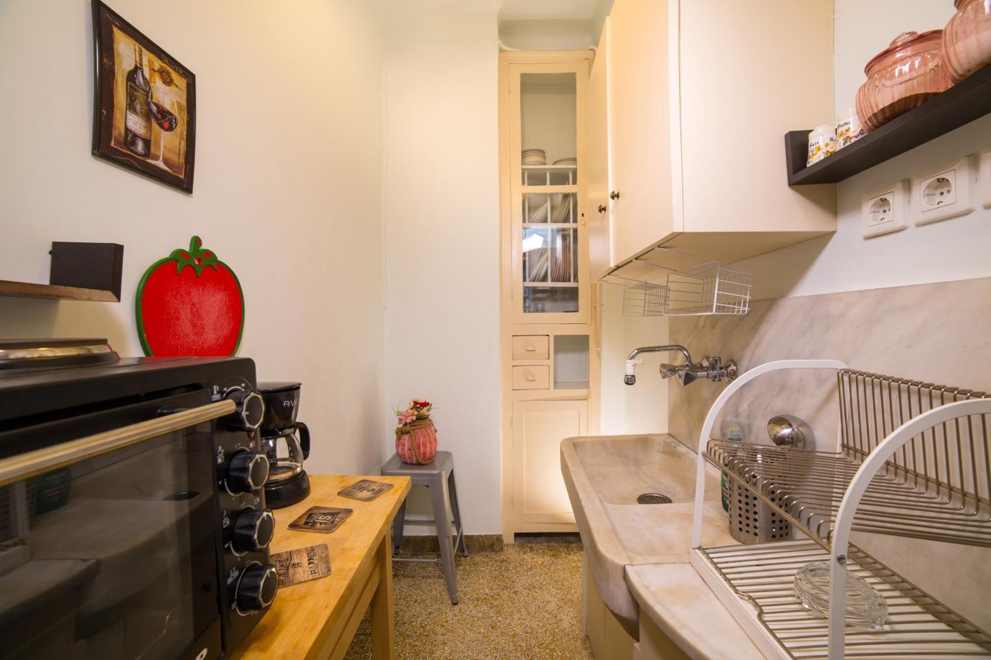 Downtown Quiet Apartment On A Pedestrian Street Athens Exterior photo